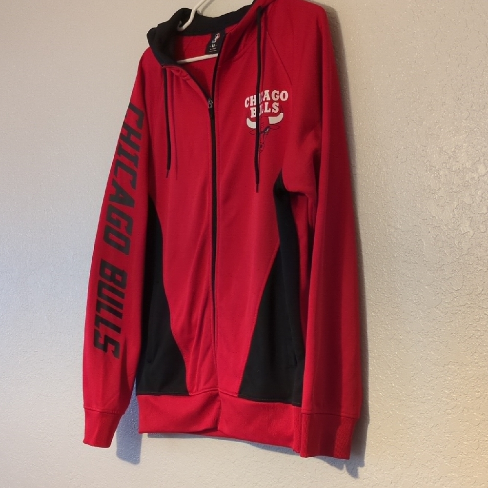 Chicago Bulls Men's Large NBA  Zip up Hoodie Red and Black Apparel